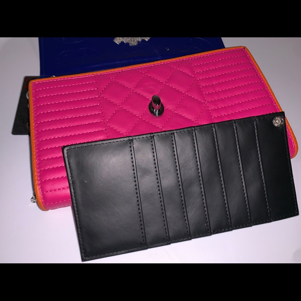 Chanel Purse - Picture 6 of 6